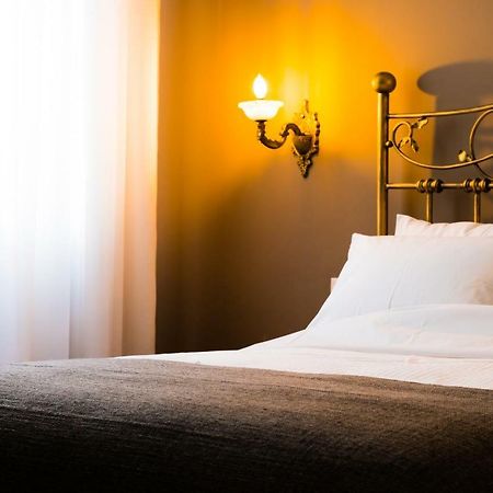 Ch Adrianou Suites Atina Dış mekan fotoğraf
