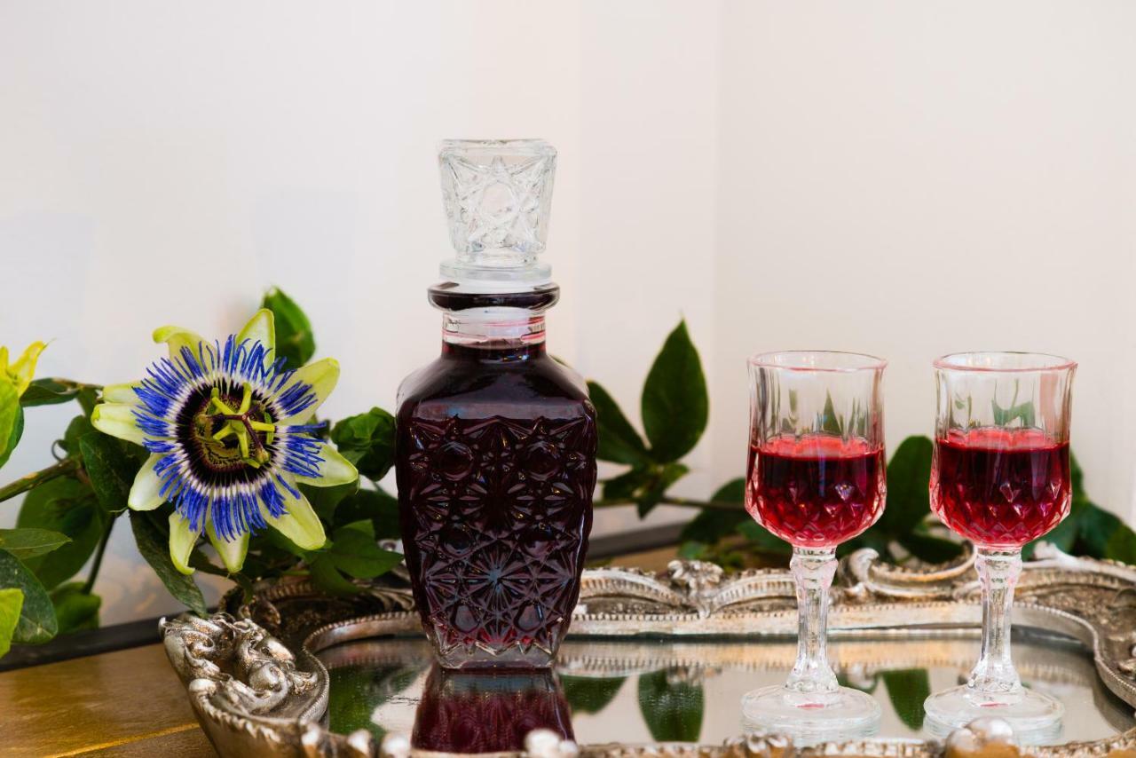 Ch Adrianou Suites Atina Dış mekan fotoğraf